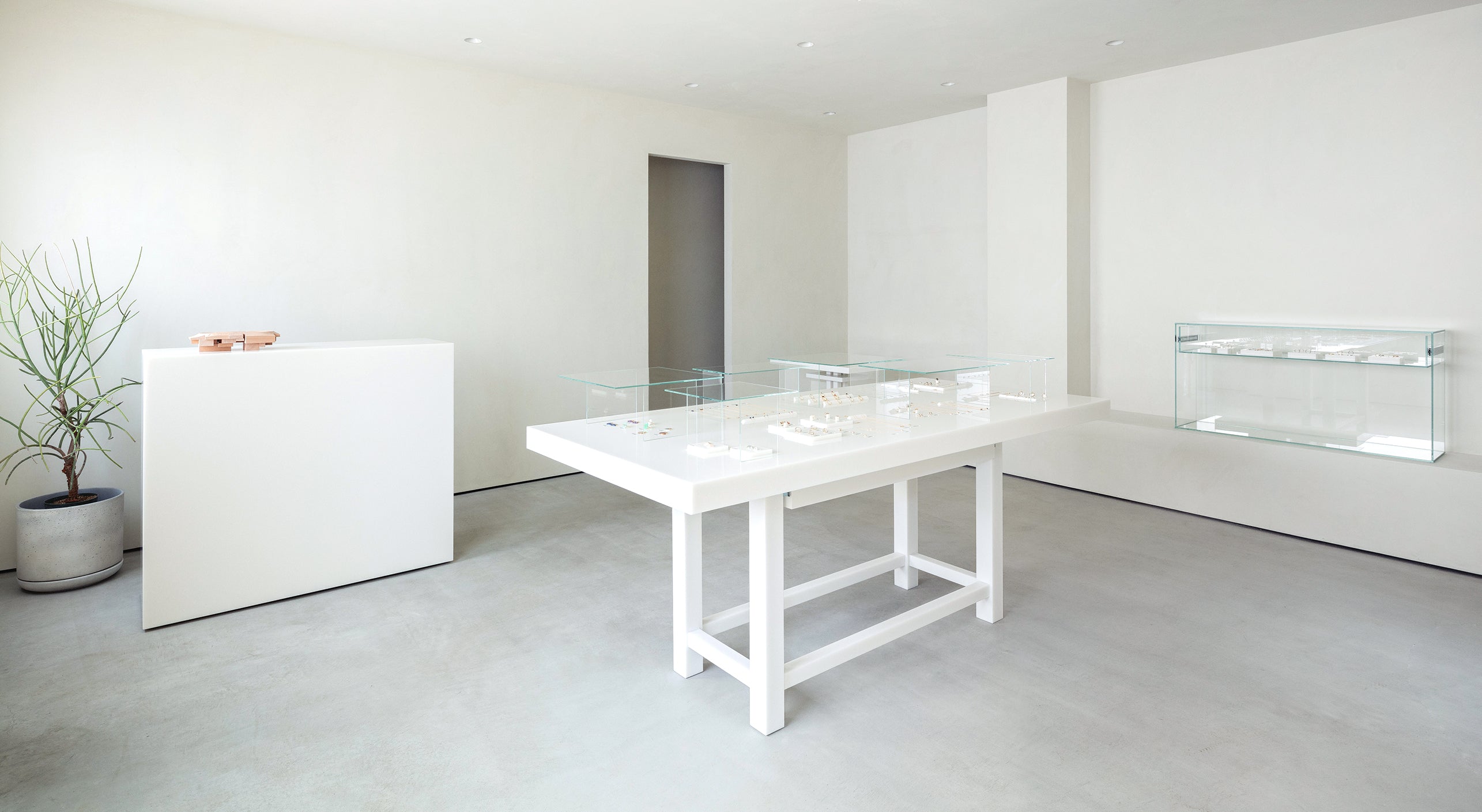 januka直営店移転のお知らせ