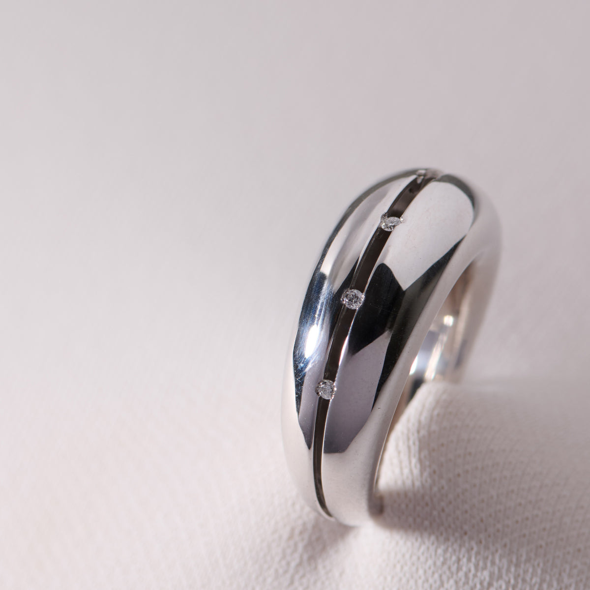 HOLLOW RING 02 SV/S