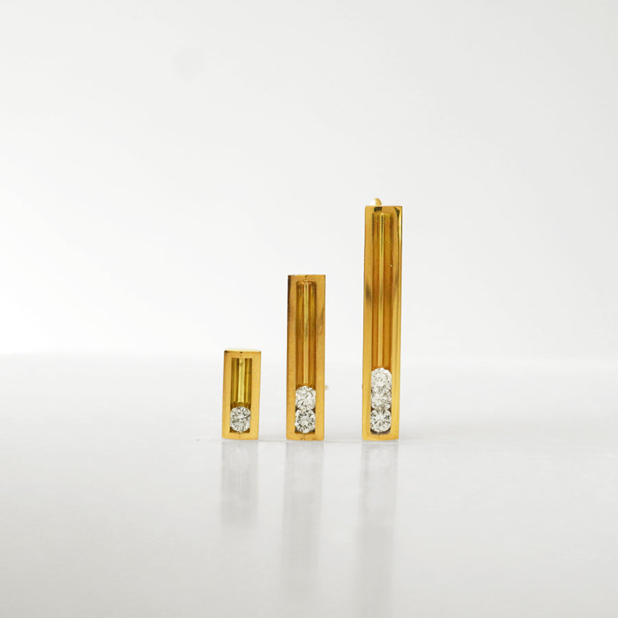 MOVING EARRING L
