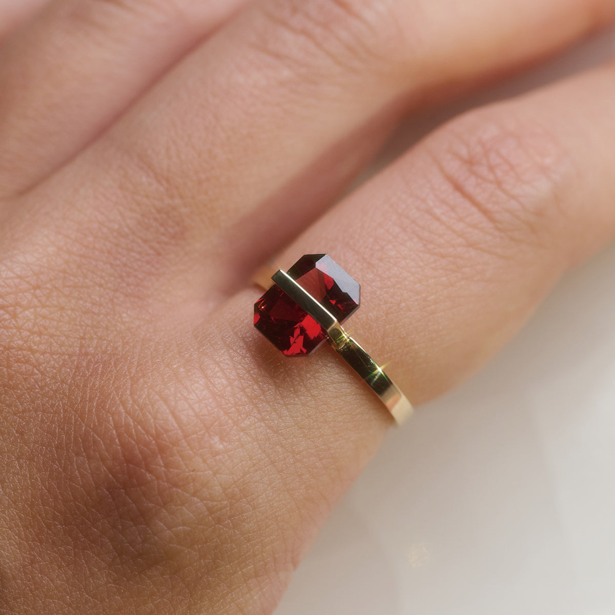 BAND RING GARNET#3882