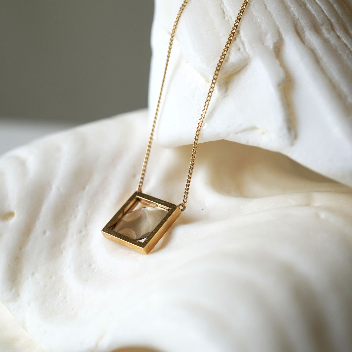 FRAME DIAMOND NECKLACE #4068