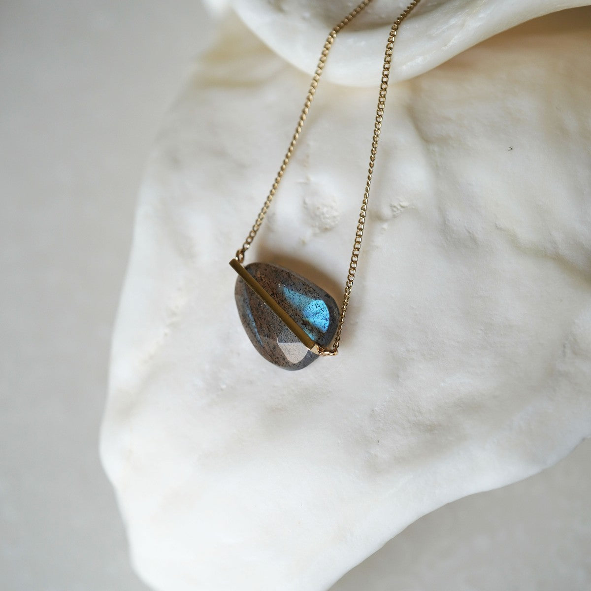 BAND NECKLACE LABRADORITE #4223