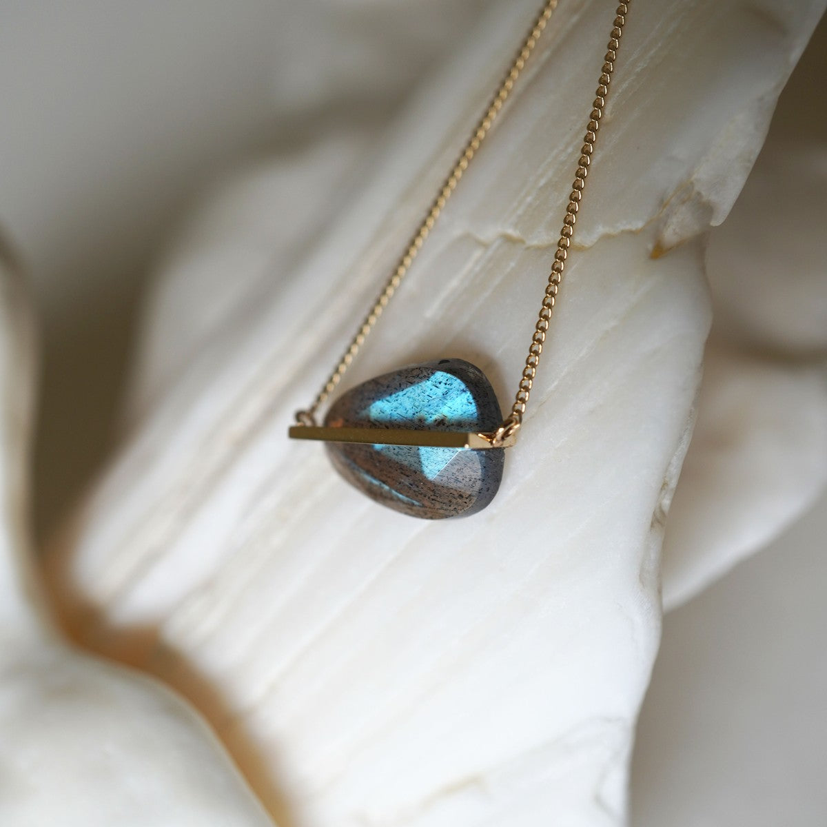 BAND NECKLACE LABRADORITE #4223