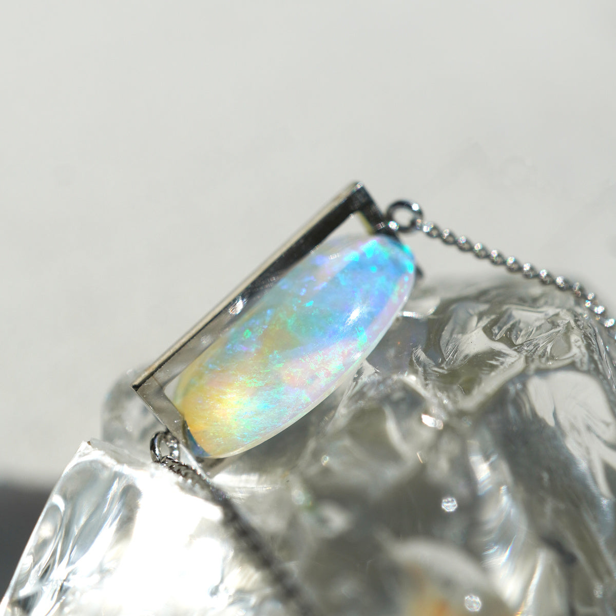 BAND NECKLACE OPAL #4130