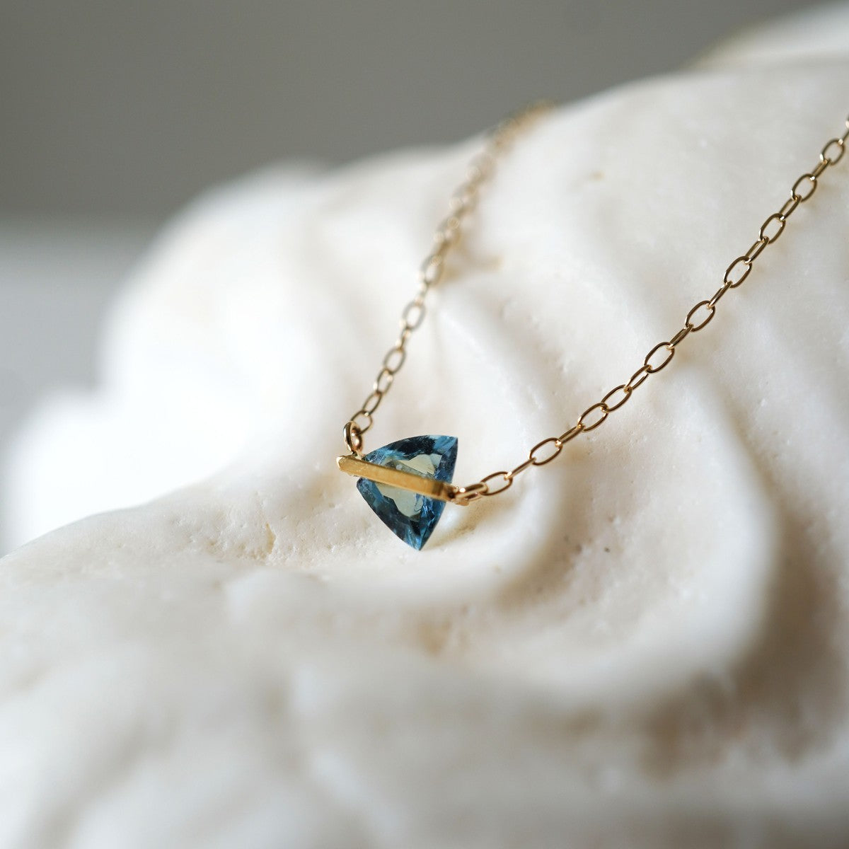BAND NECKLACE AQUAMARINE #4227