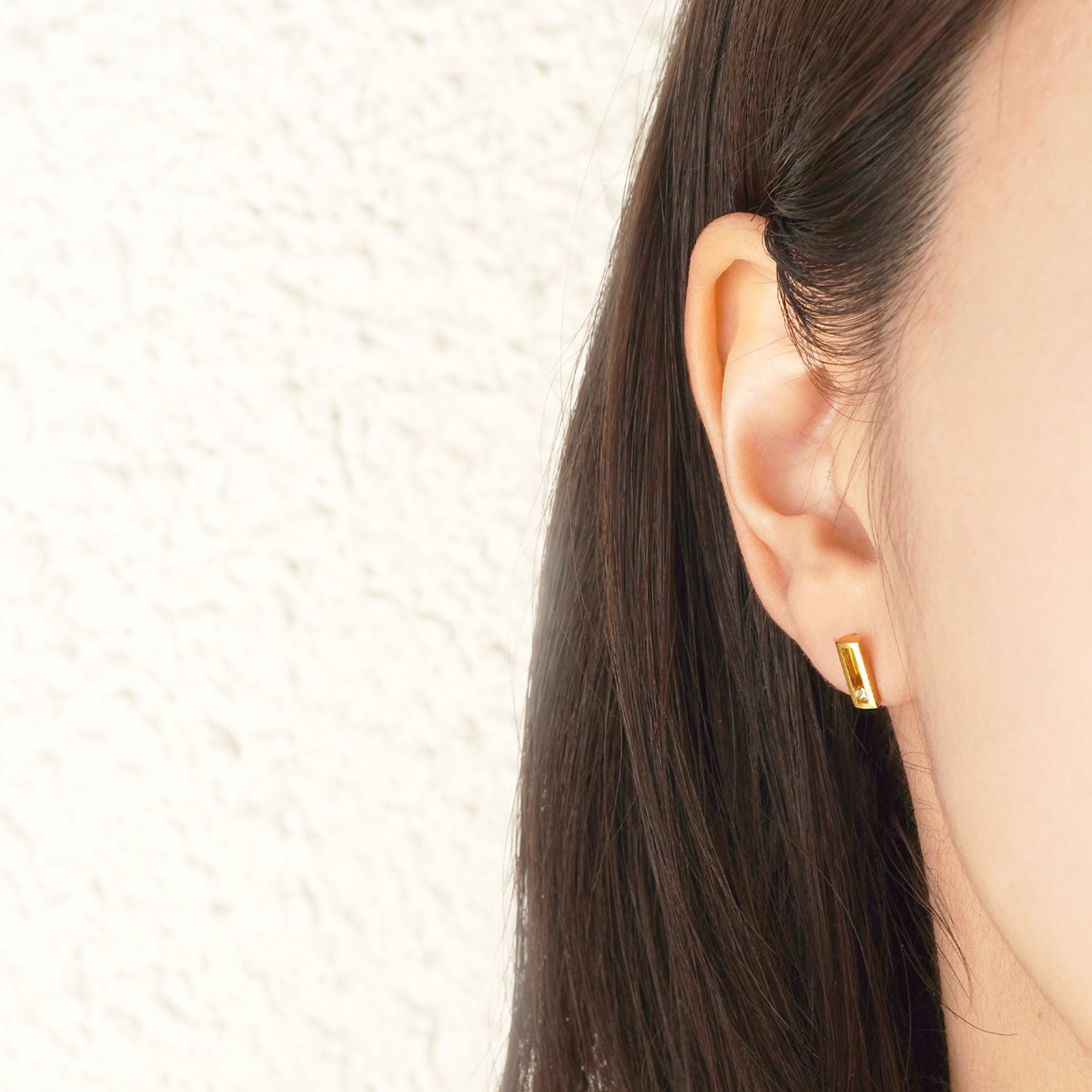 MOVING EARRING S