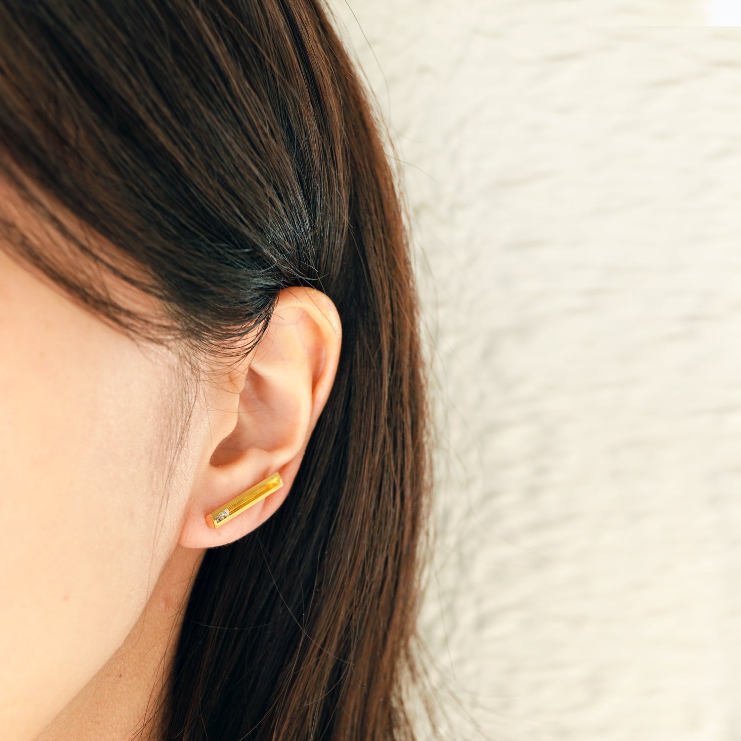 MOVING EARRING L