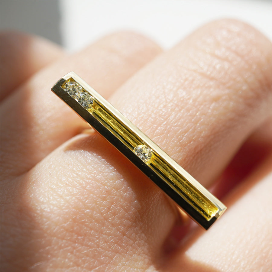 MOVING RING L