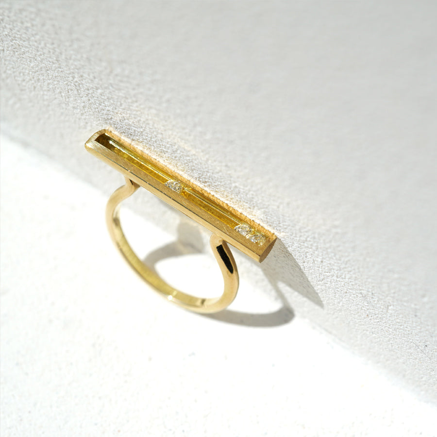 MOVING RING L