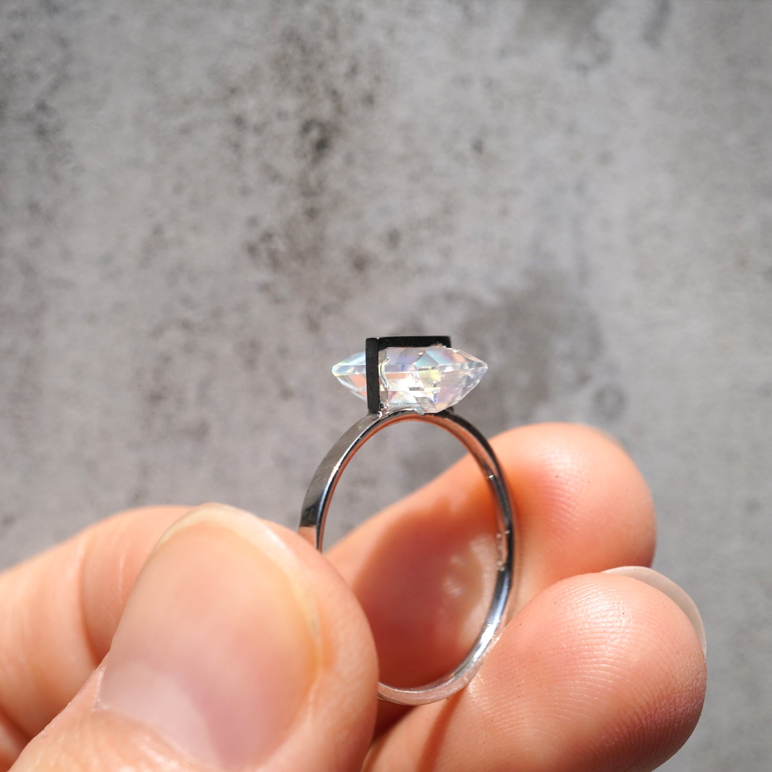 BAND RING RAINBOW MOONSTONE#4104