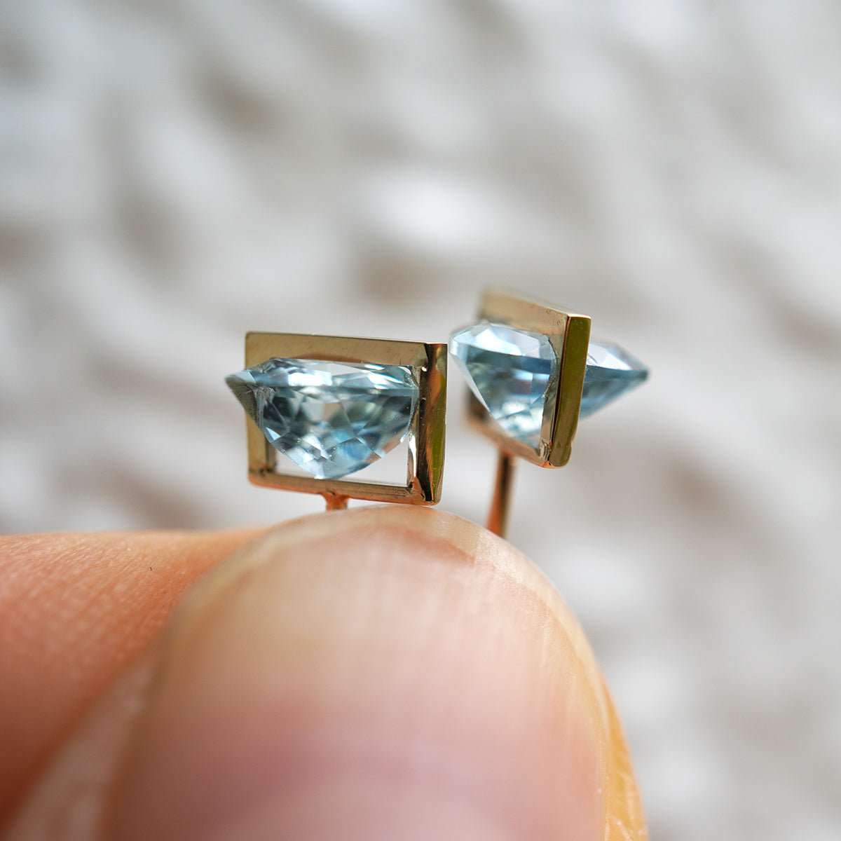 BAND EARRING AQUAMALINE#4298
