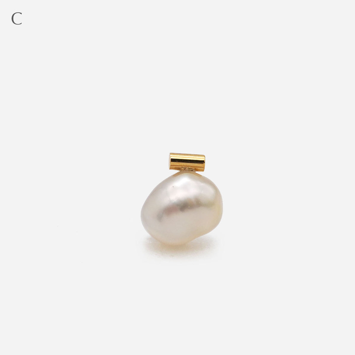 BAROQUE PEARL EARRING S