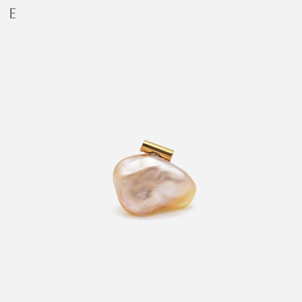 BAROQUE PEARL EARRING M