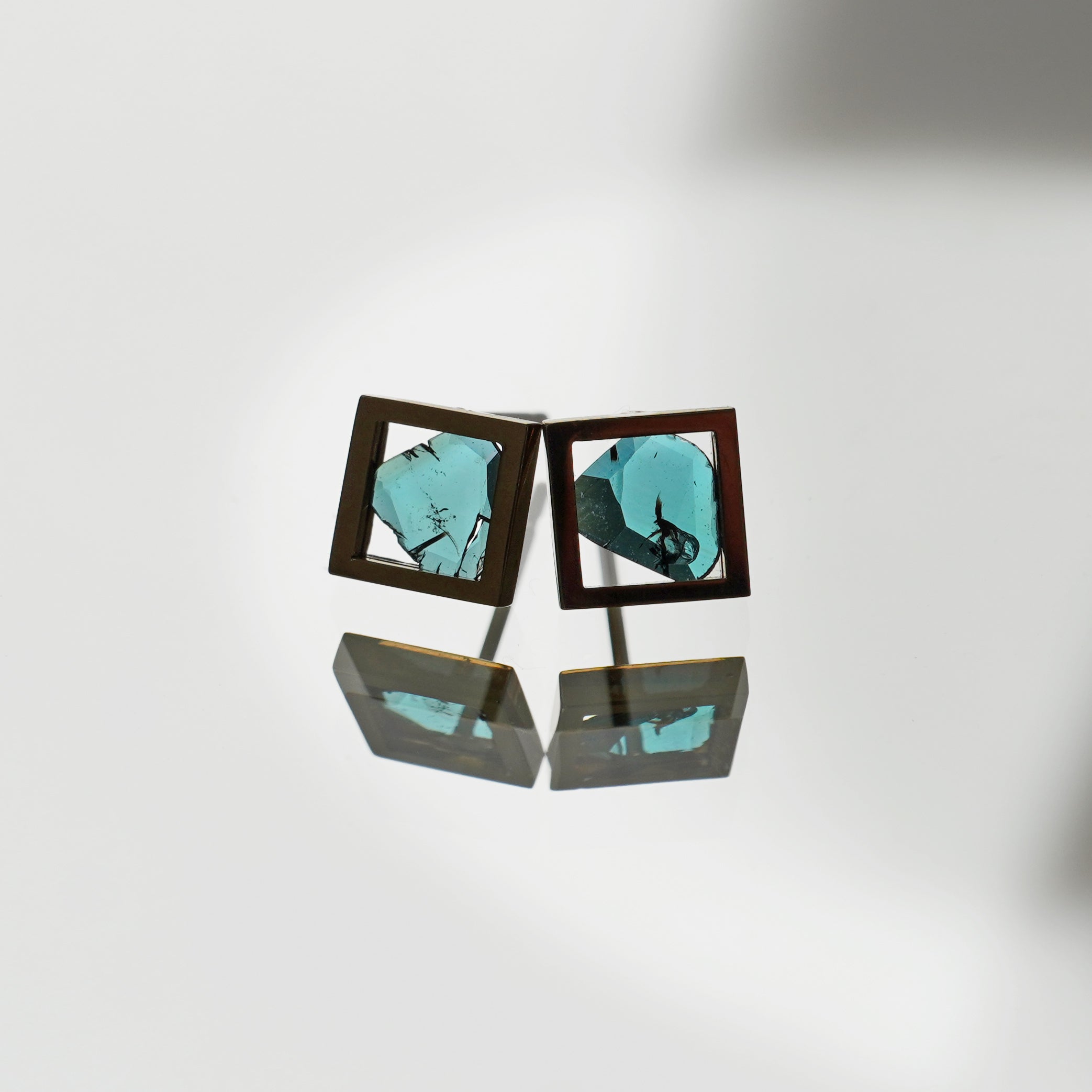 FRAME DIAMOND EARRINGS BLUE #2652