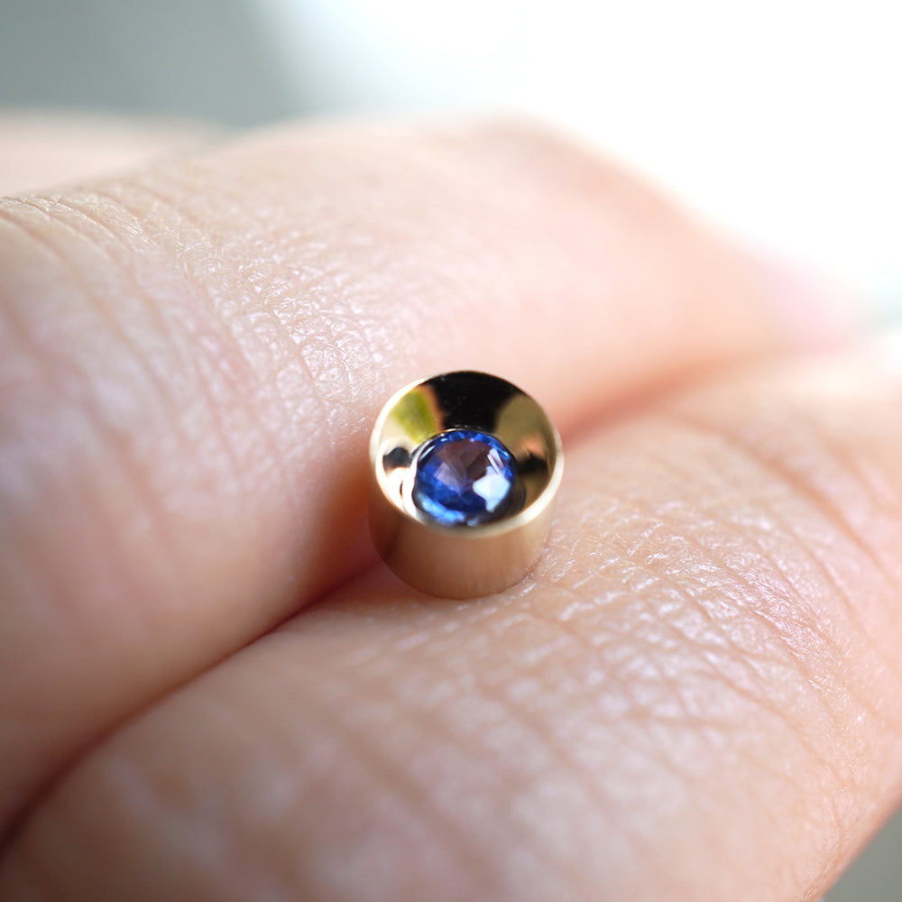 SPOT EARRING 2.5mm