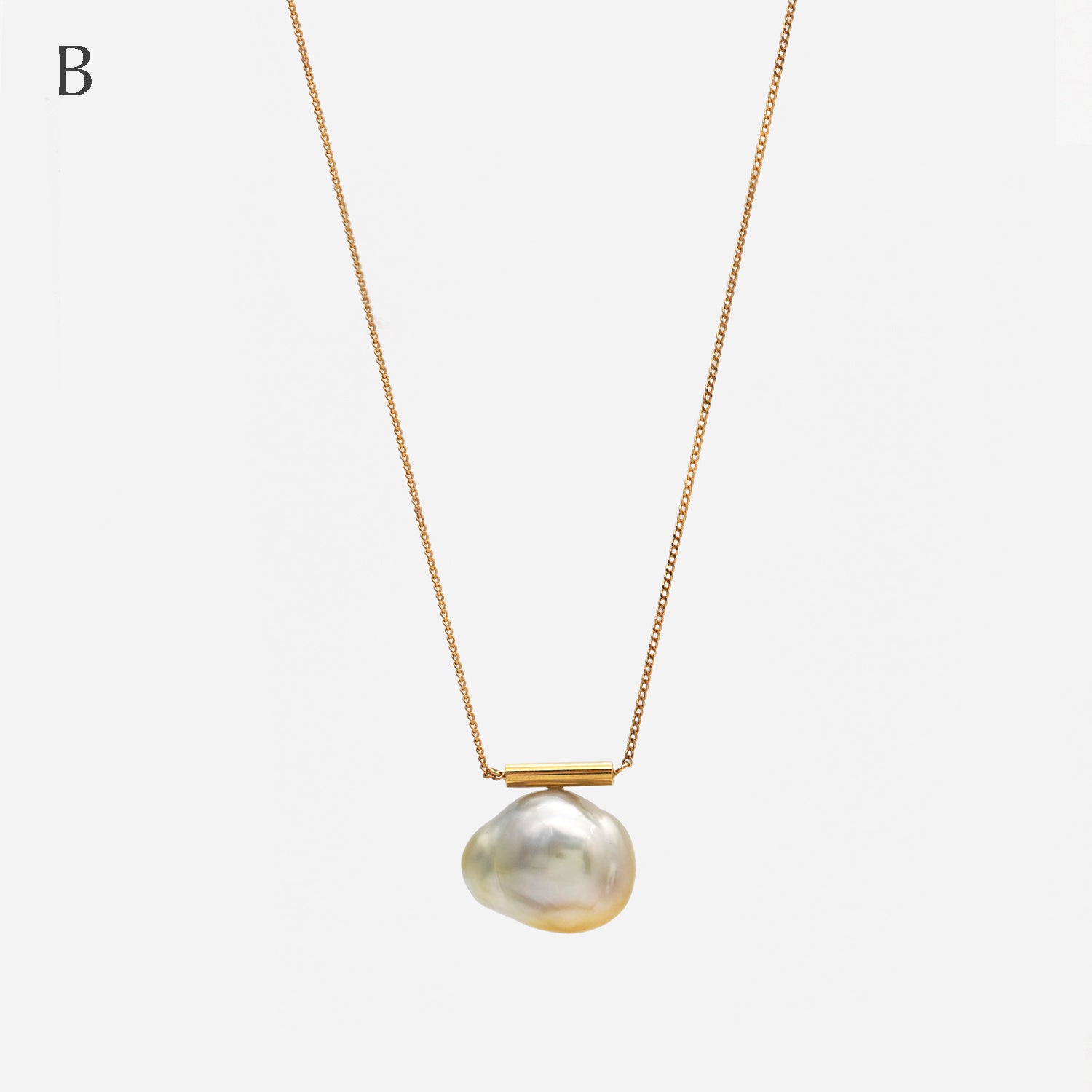 BAROQUE PEARL NECKLACE L