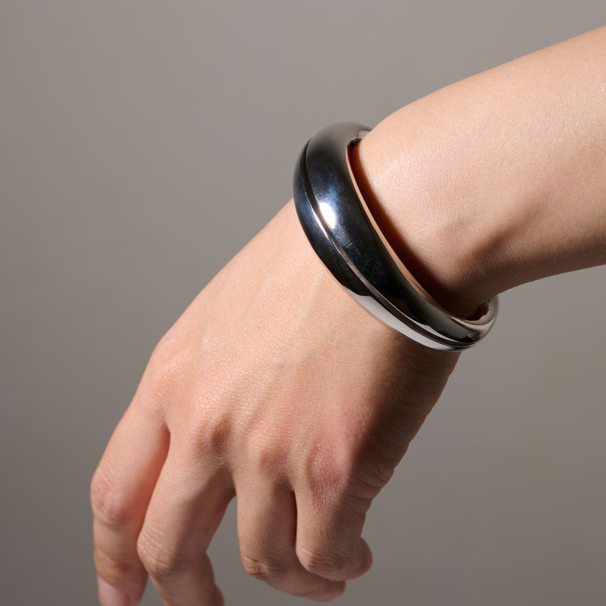 HOLLOW BANGLE SV/S