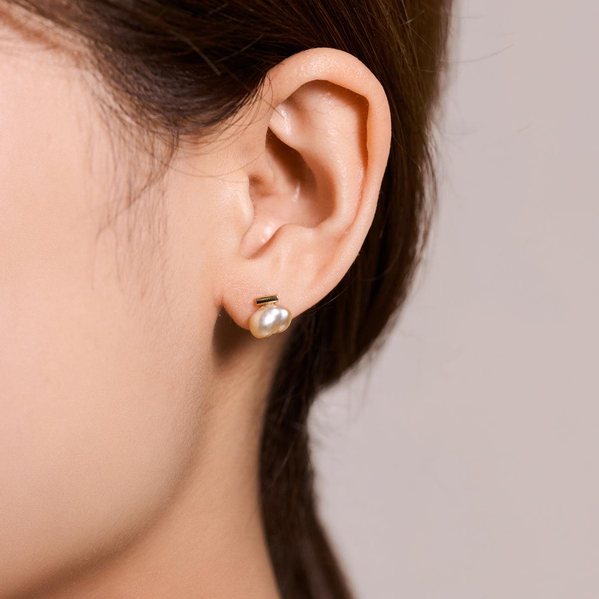 BAROQUE PEARL EARRING S