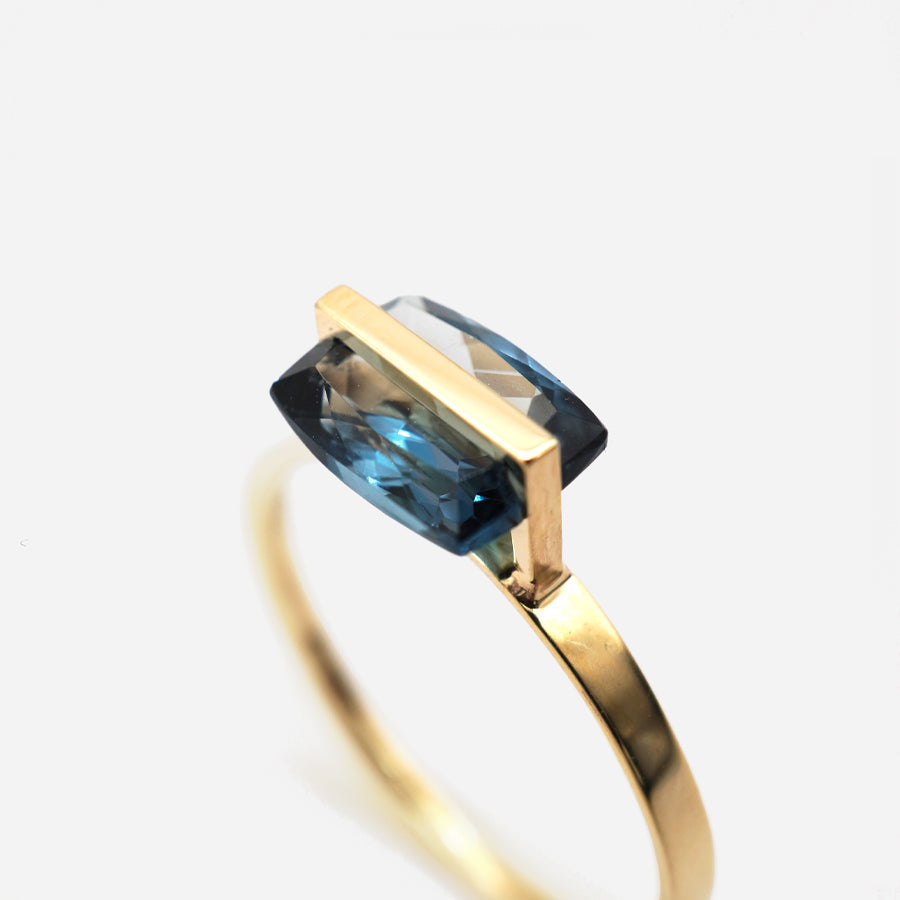 BAND RING BLUE TOPAZ#3760