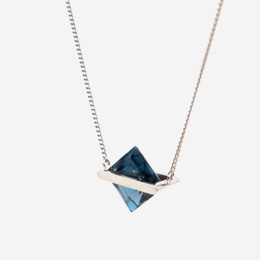 BAND NECKLACE BLUE TOPAZ #4117