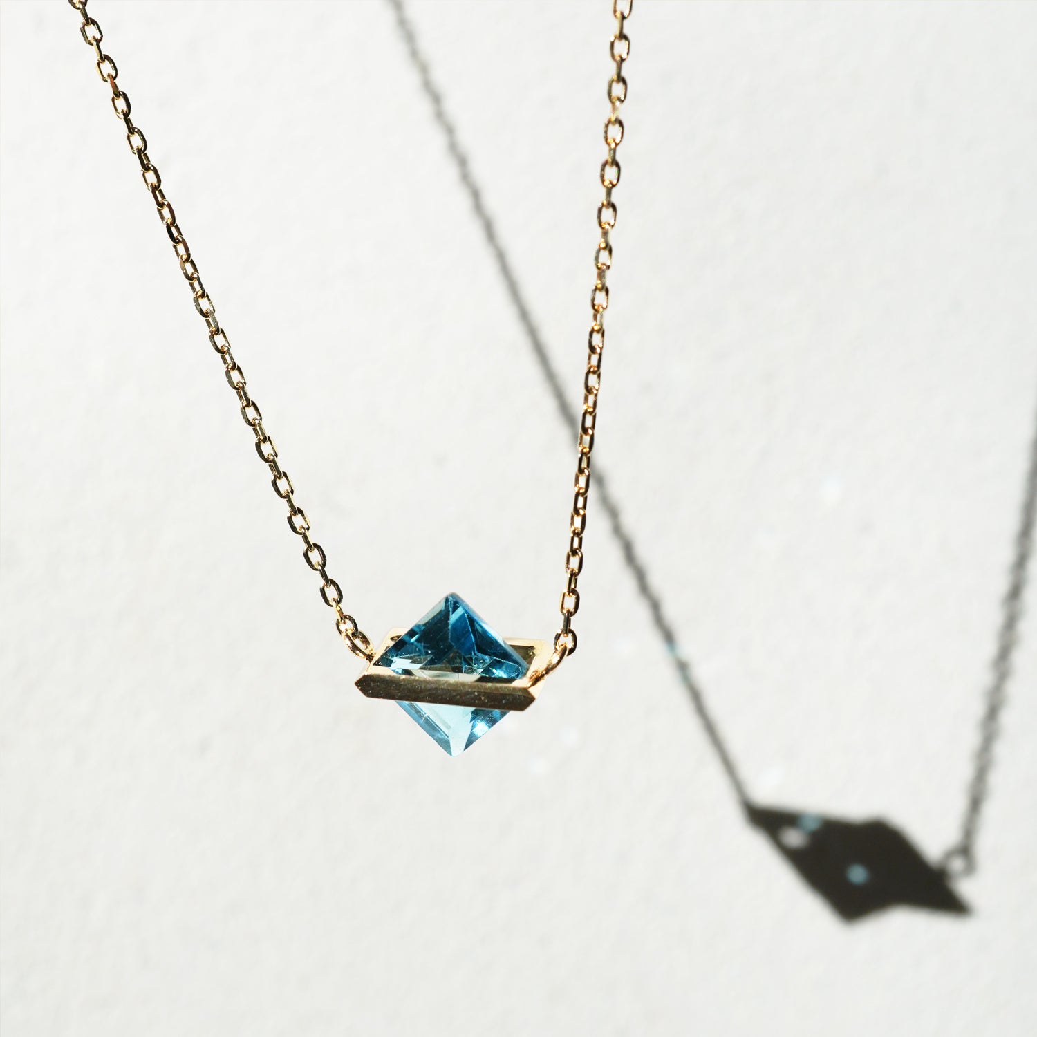 BAND NECKLACE BLUE TOPAZ #3259