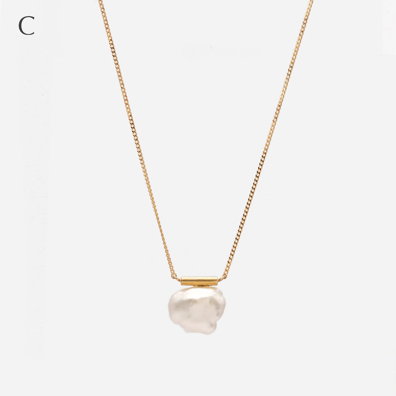 BAROQUE PEARL NECKLACE M