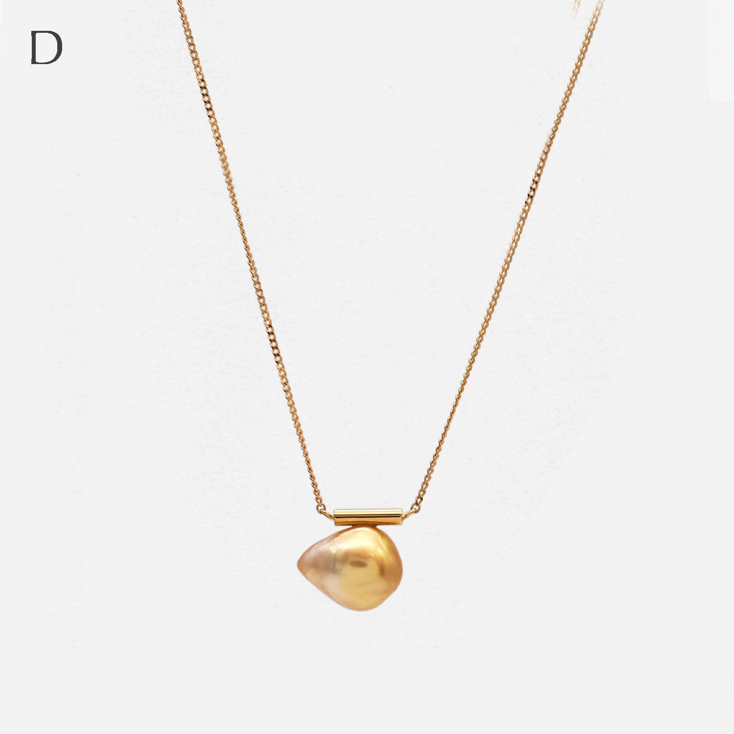 BAROQUE PEARL NECKLACE M