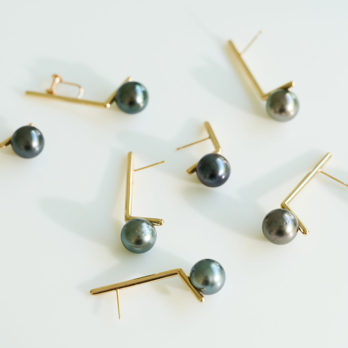 DENT EARRINGS long