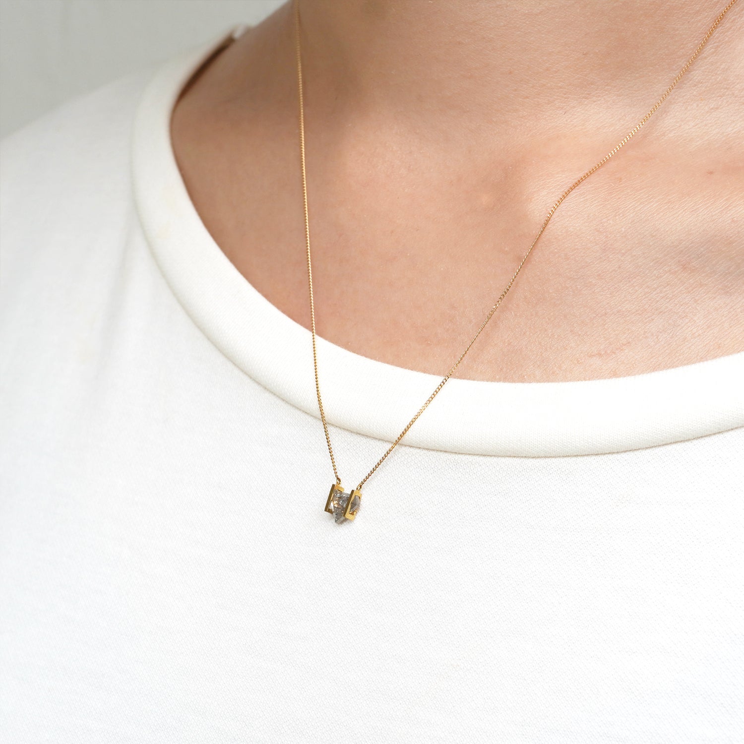 NATURAL DIAMOND NECKLACE #3022