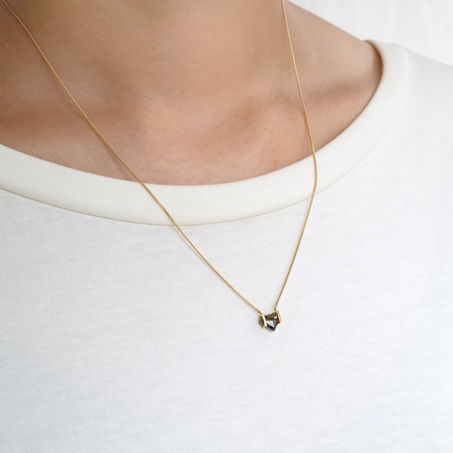 NATURAL DIAMOND NECKLACE #3020