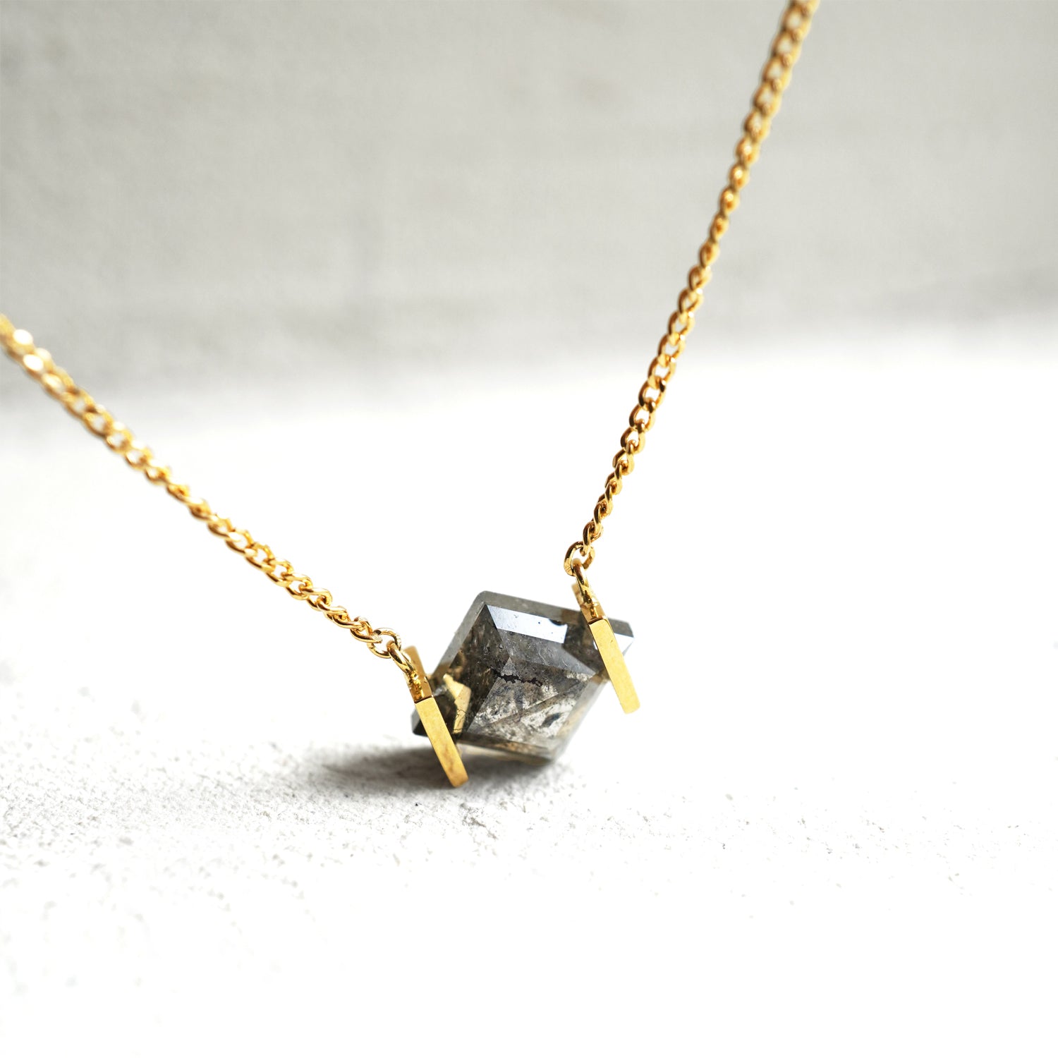 NATURAL DIAMOND NECKLACE #2831