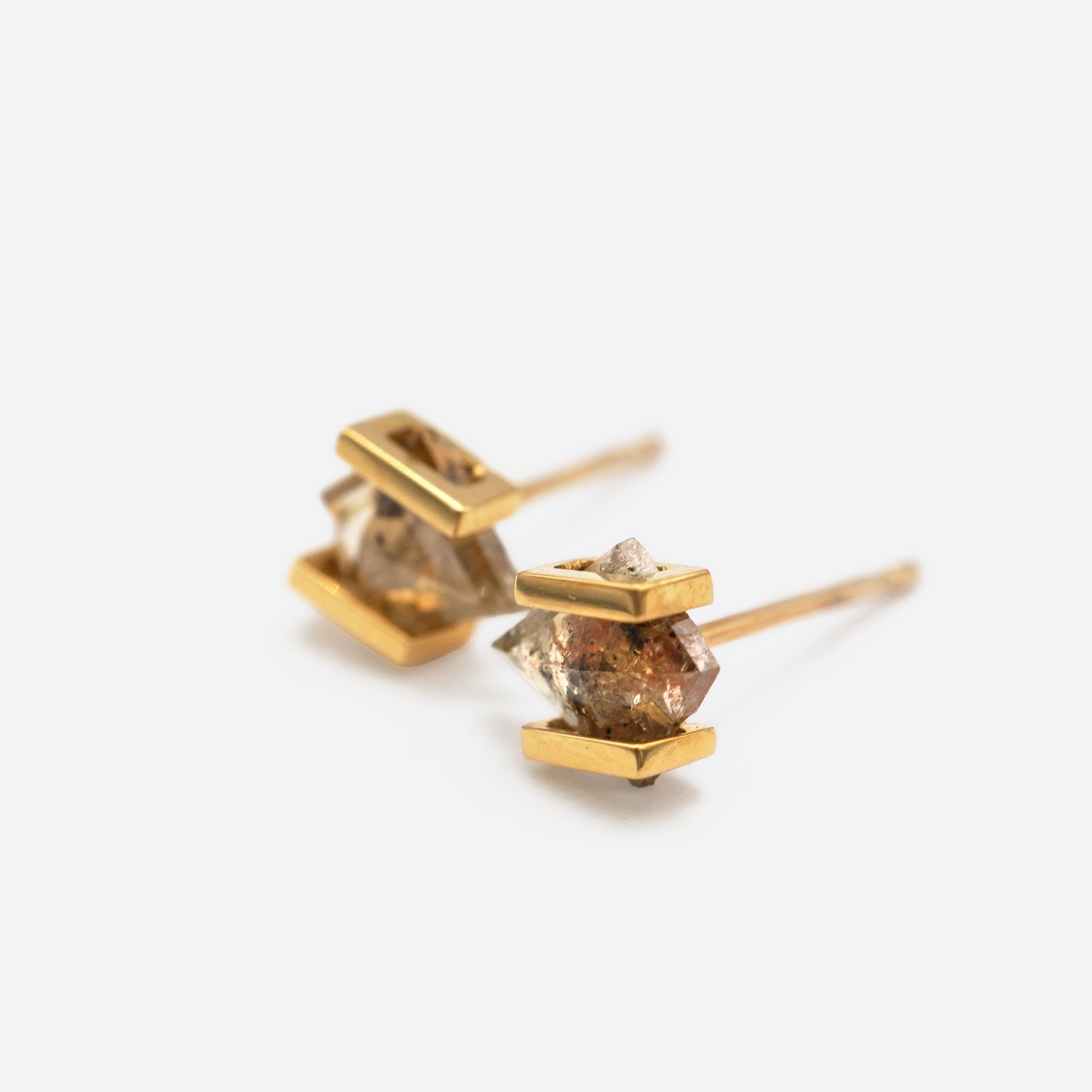 NATURAL DIAMOND EARRING #3102