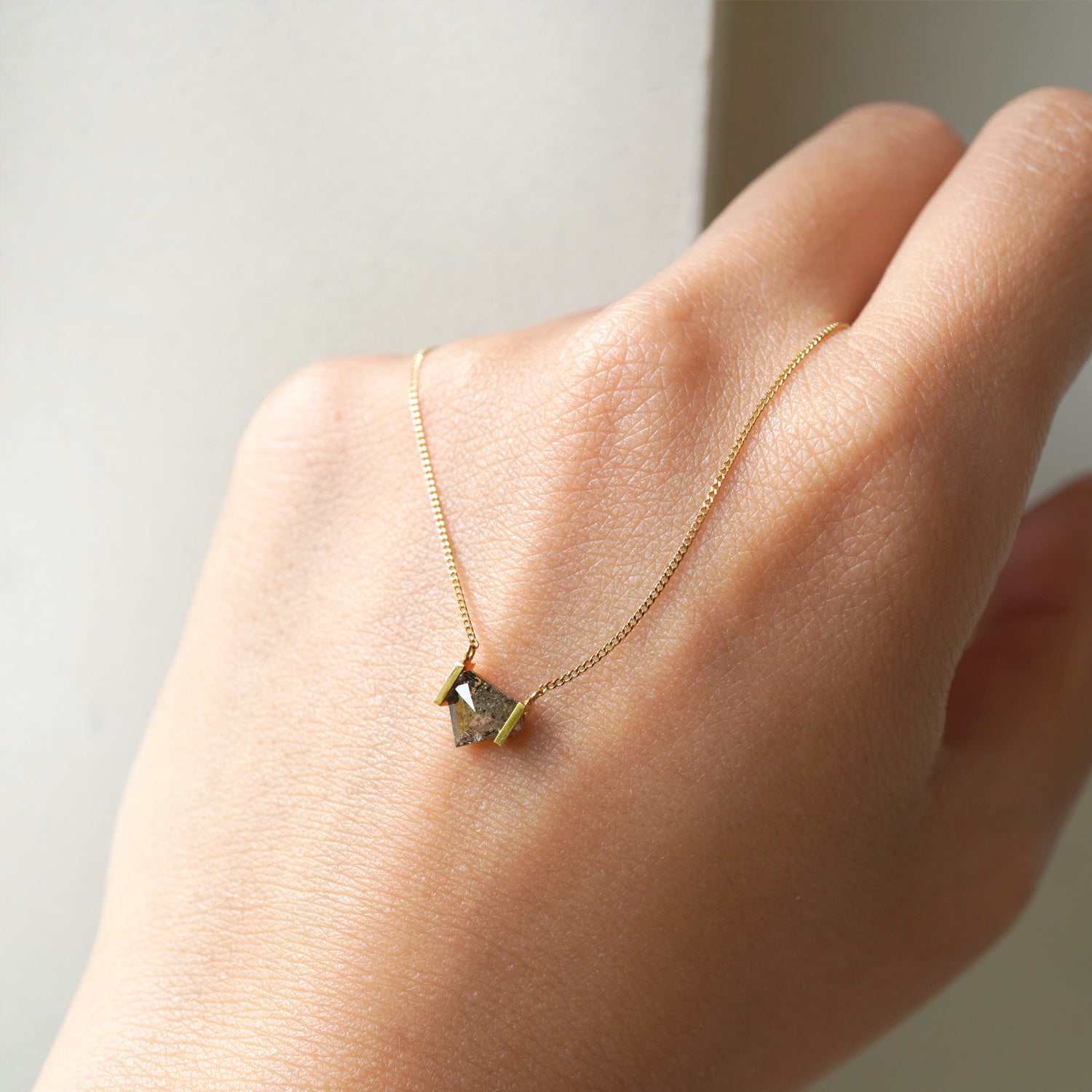 NATURAL DIAMOND NECKLACE #3018