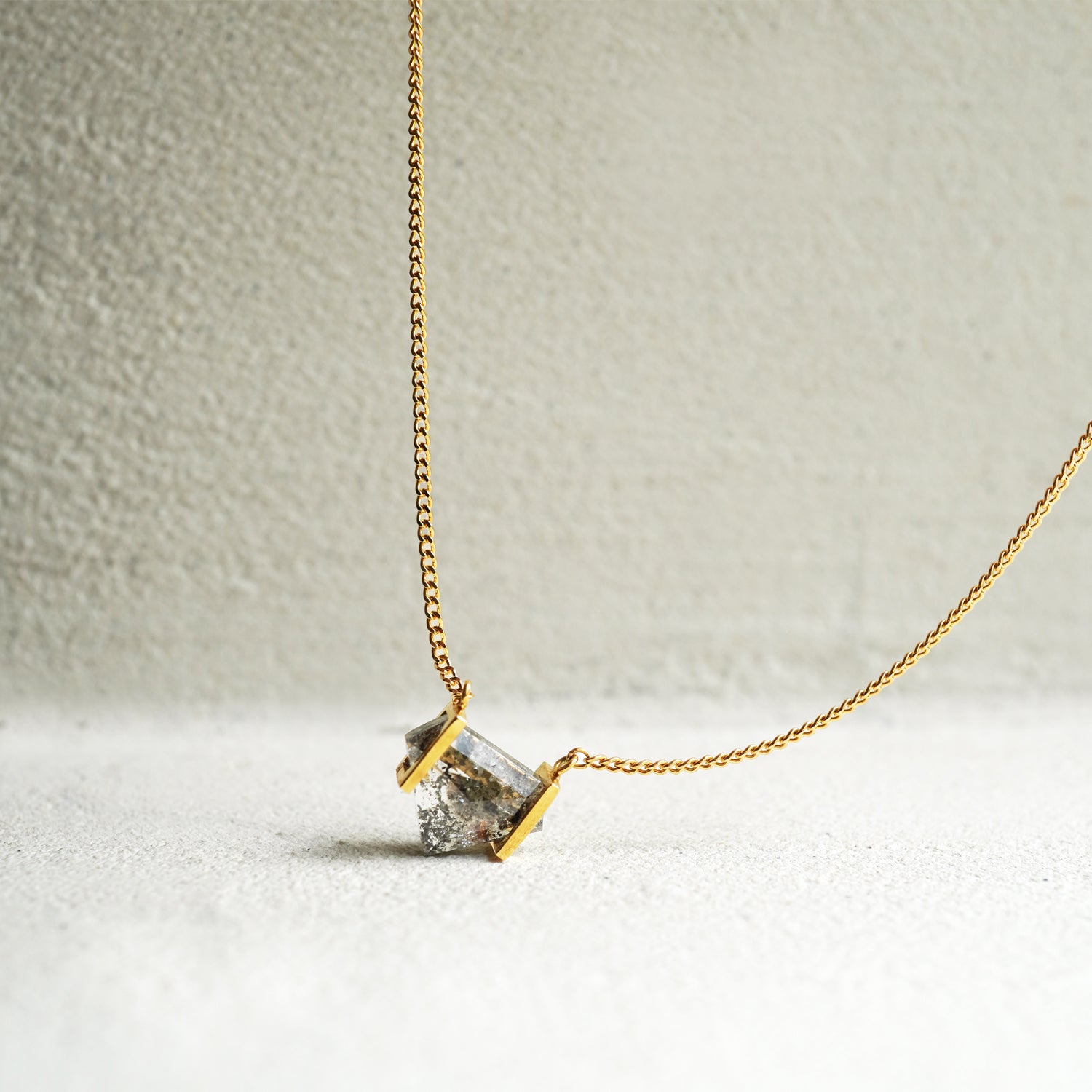 NATURAL DIAMOND NECKLACE #3020