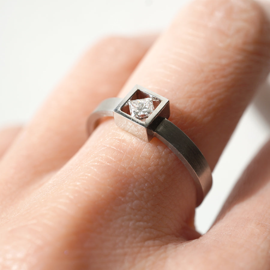 POSITION RING 0.173ct #1742