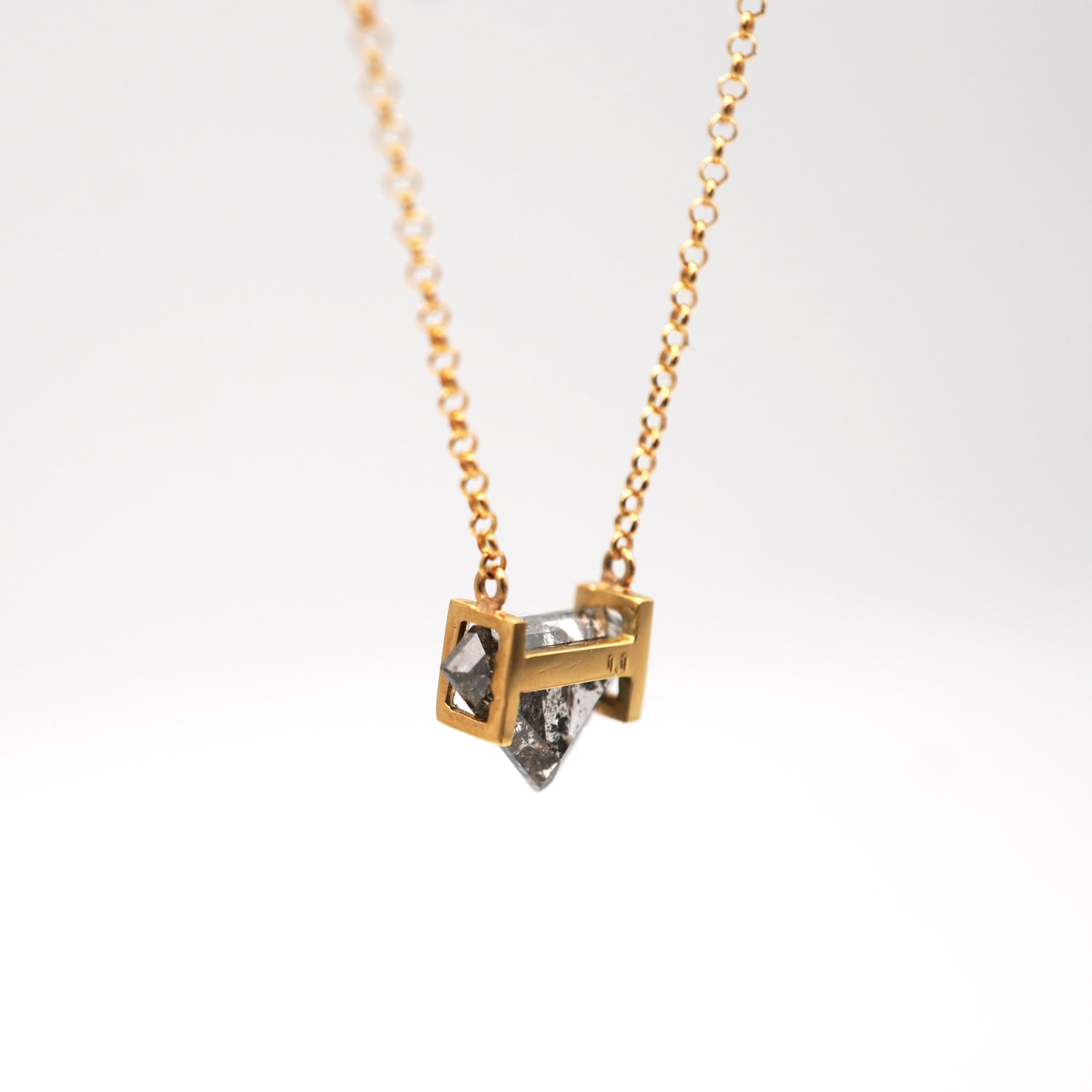 NATURAL DIAMOND NECKLACE #3285