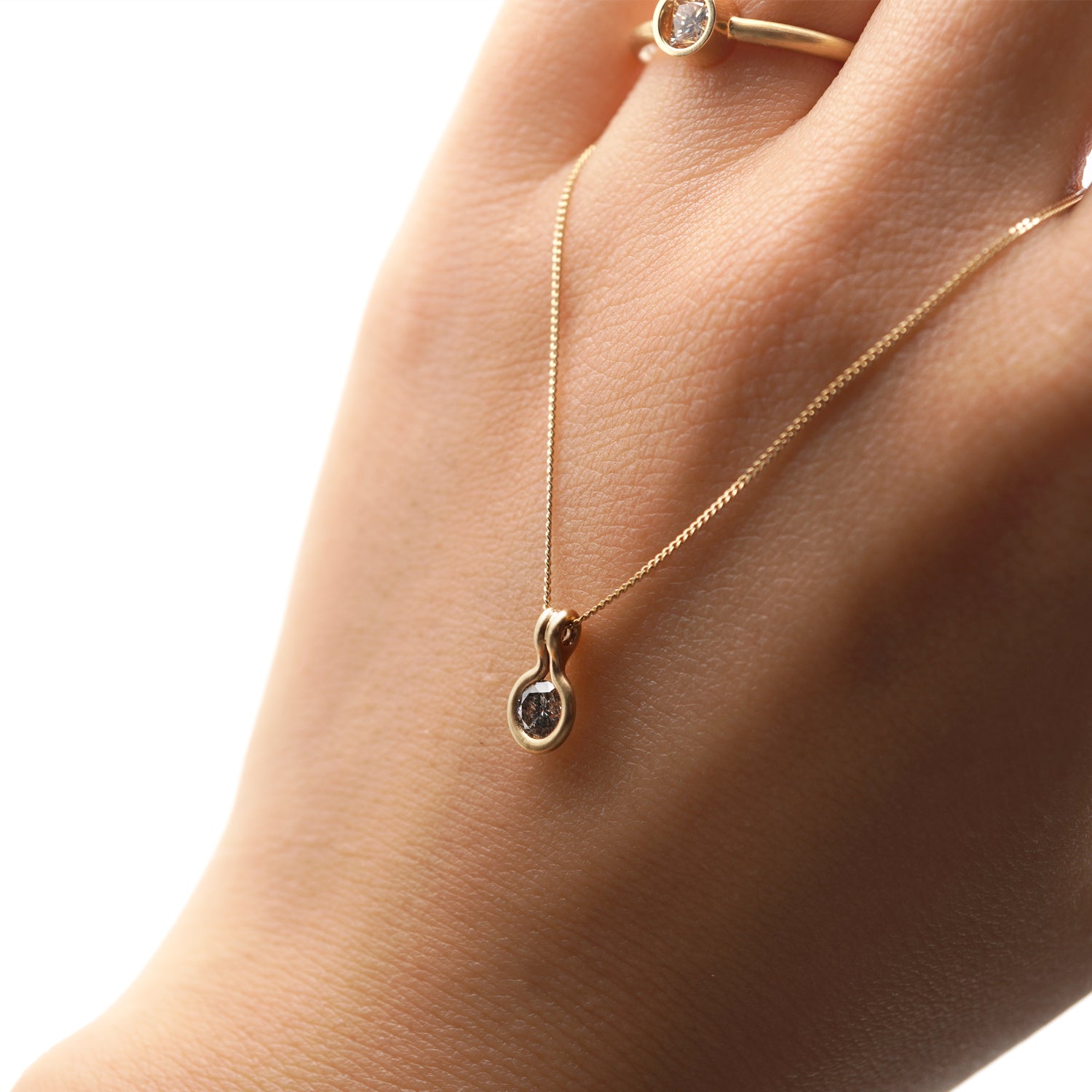 ROUND DIAMOND NECKLACE 4mm #3773
