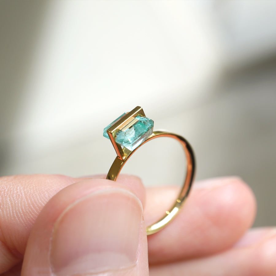 BAND RING EMERALD #2892