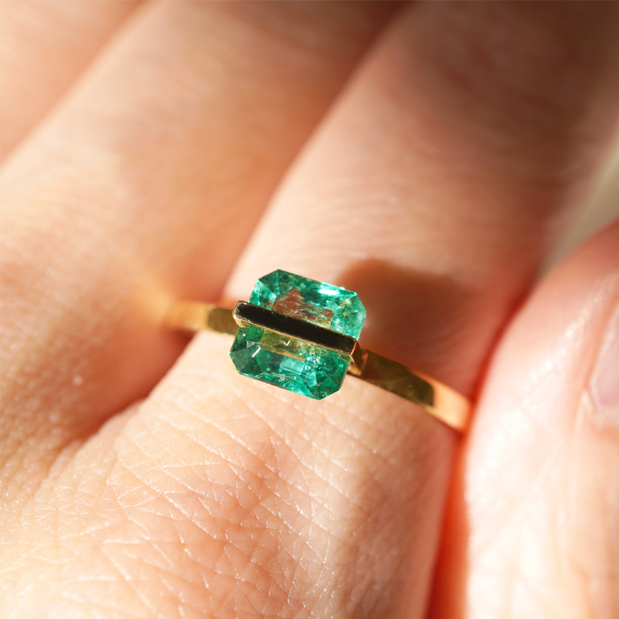 BAND RING EMERALD #2933