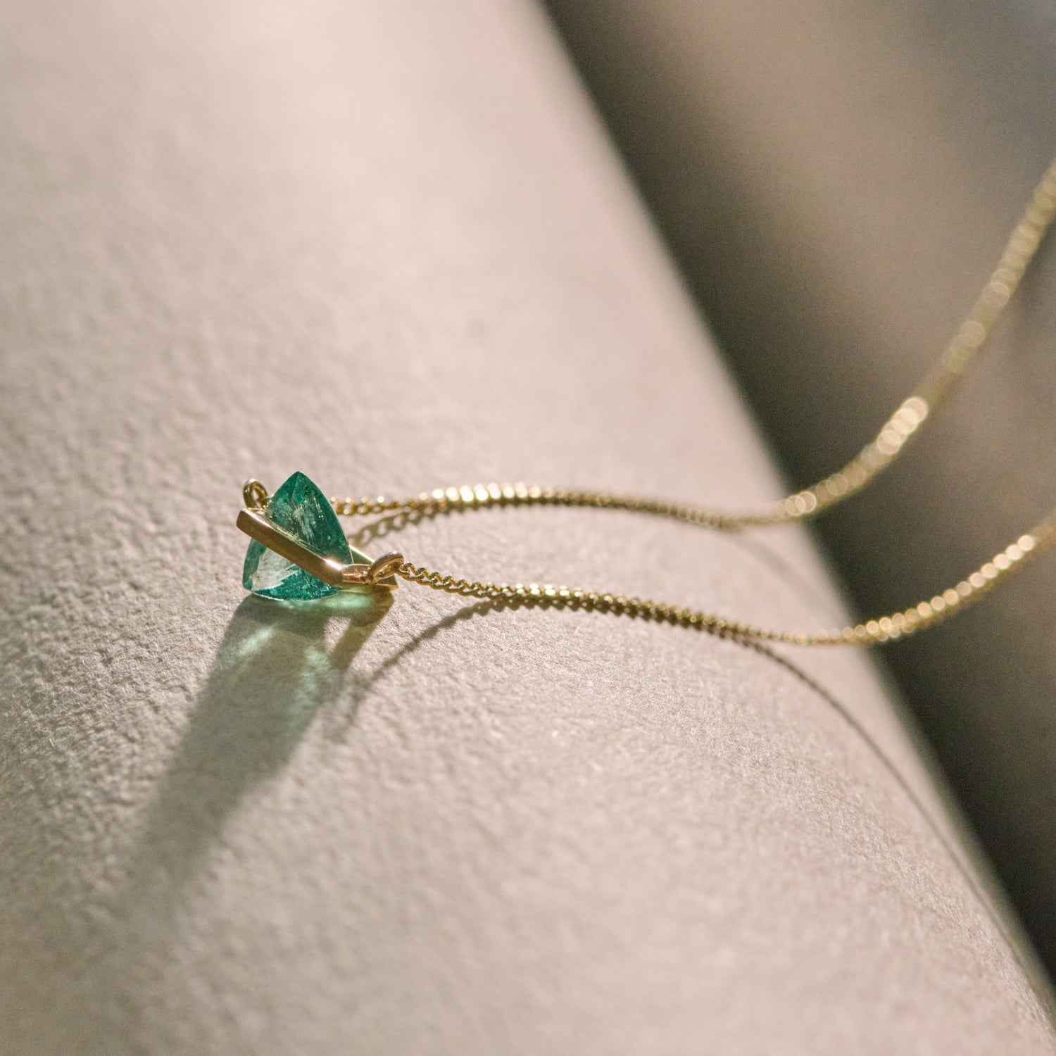 BAND NECKLACE EMERALD #3958