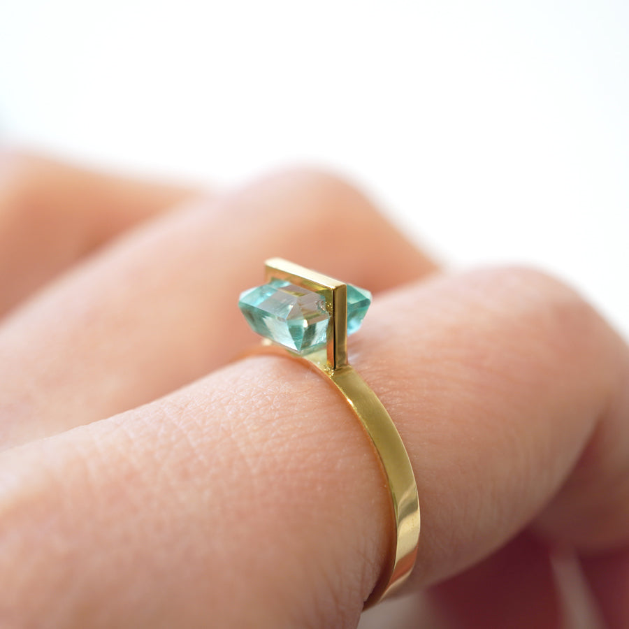 BAND RING EMERALD #2892
