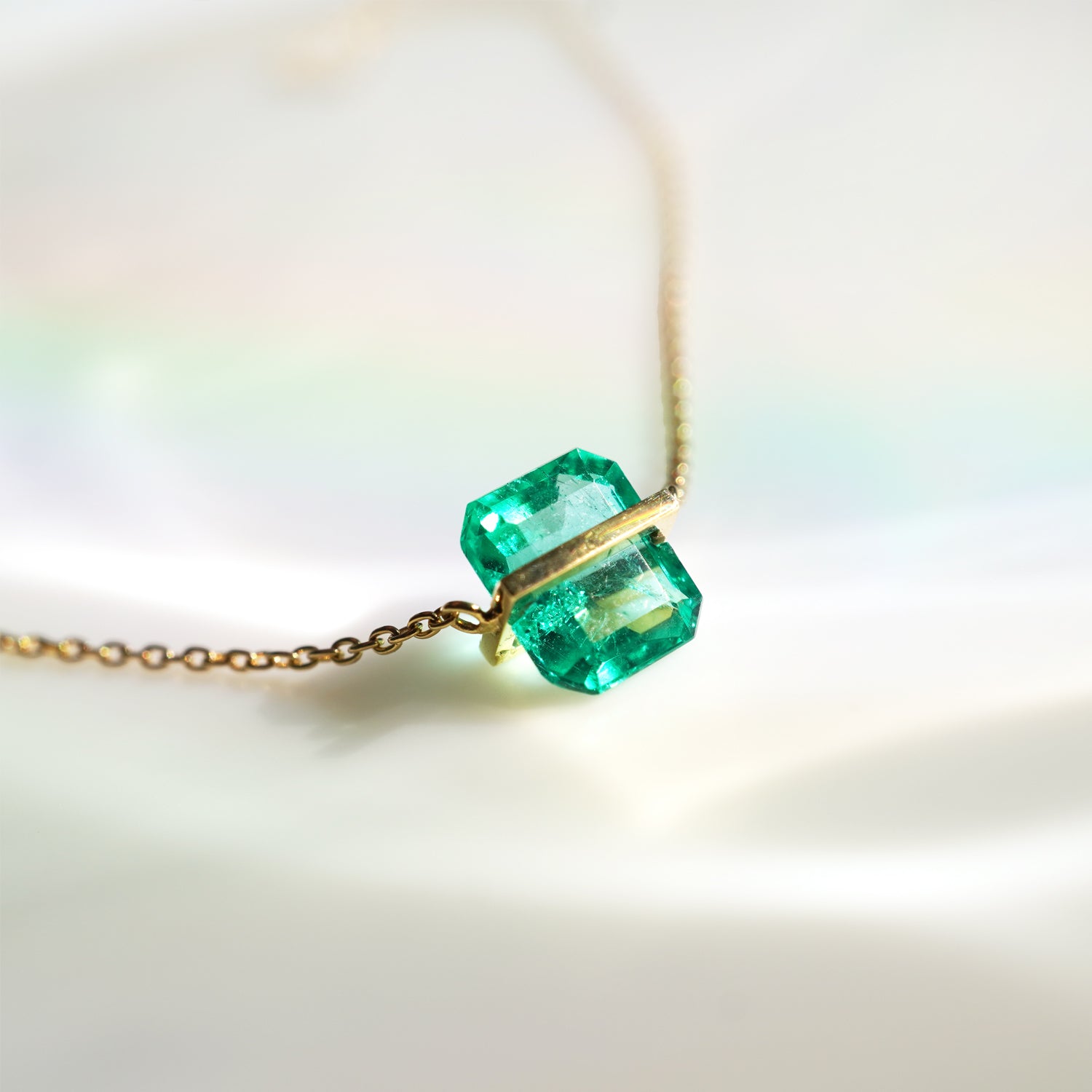 BAND NECKLACE EMERALD #3210