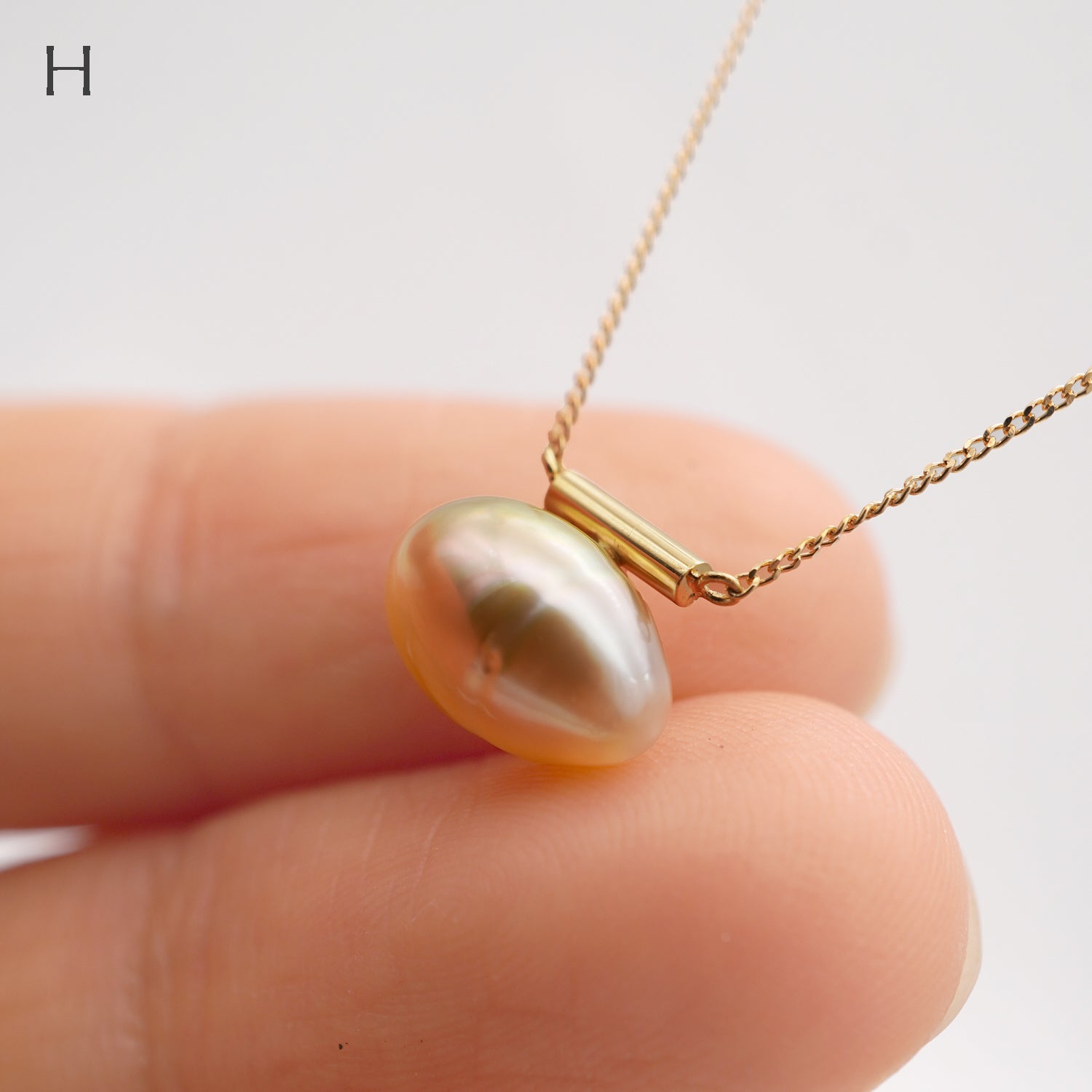 BAROQUE PEARL NECKLACE M