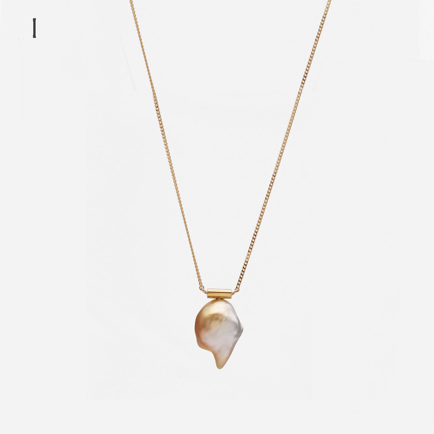 BAROQUE PEARL NECKLACE M