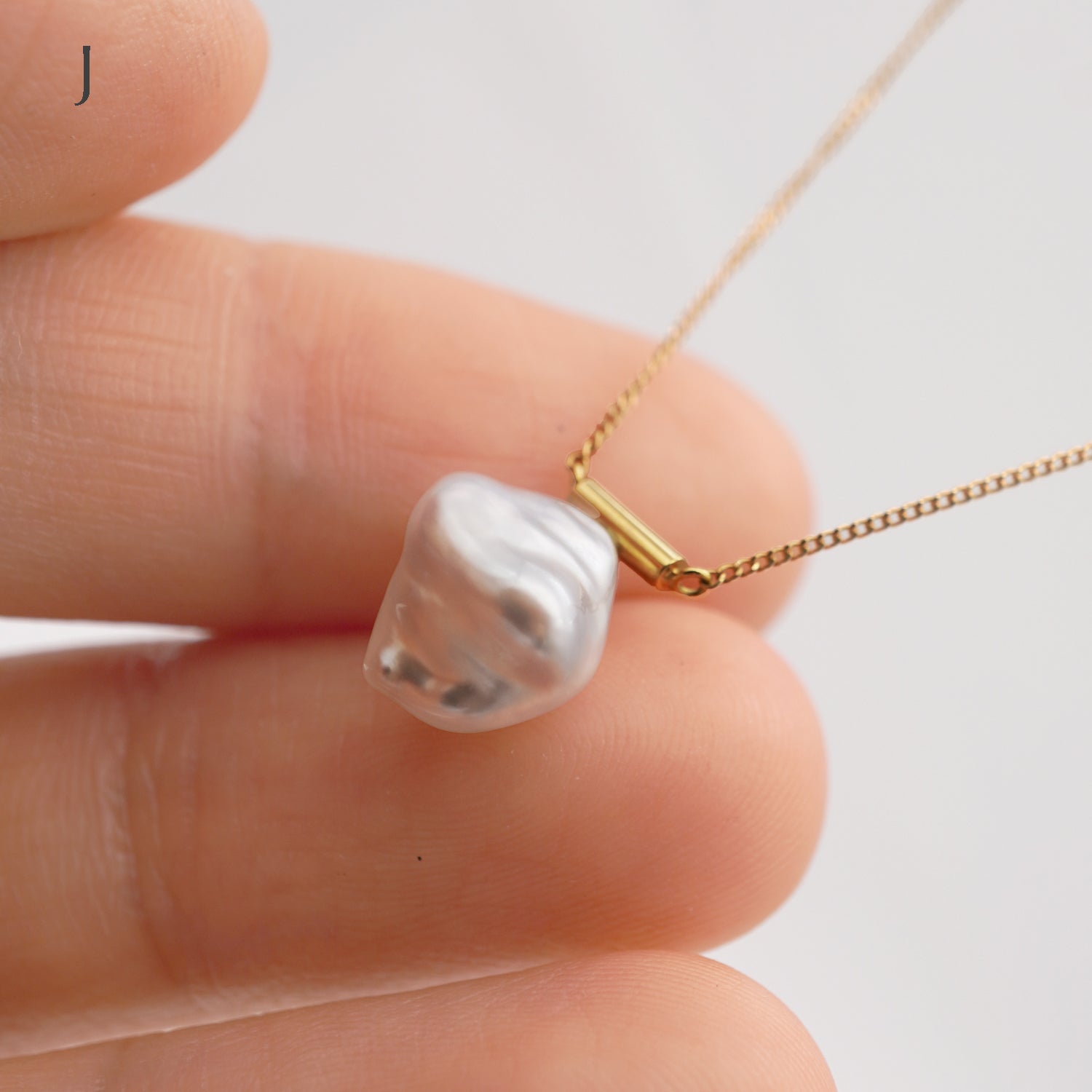 BAROQUE PEARL NECKLACE M