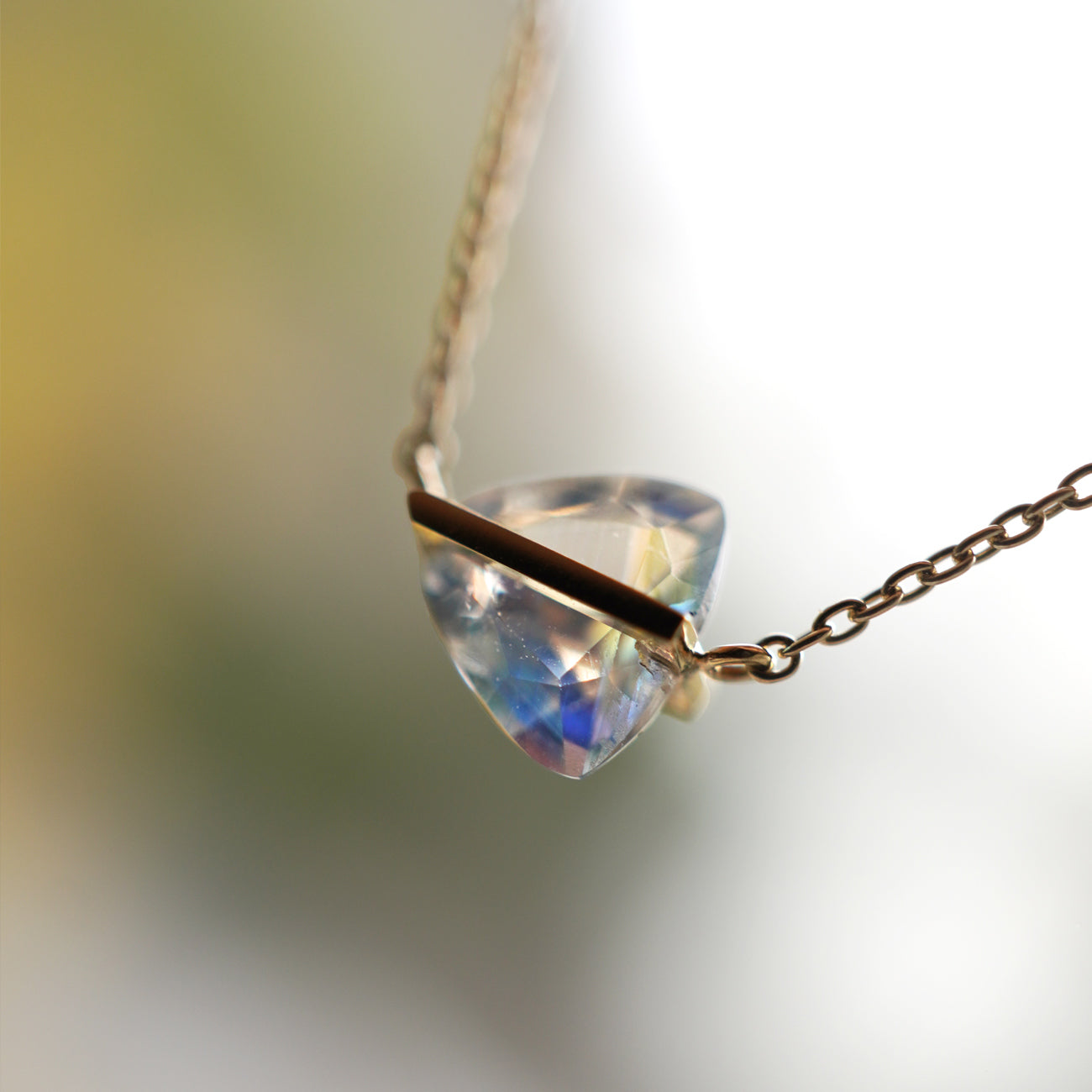 BAND NECKLACE MOONSTONE #3610