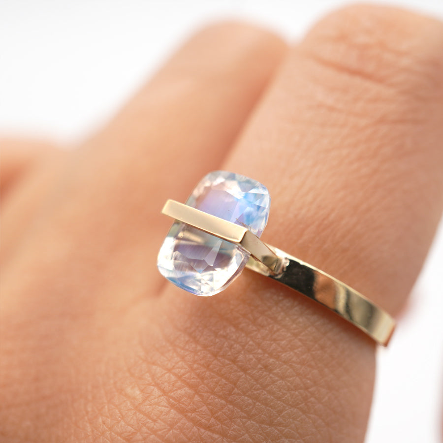 BAND RING RAINBOW MOONSTONE#3868
