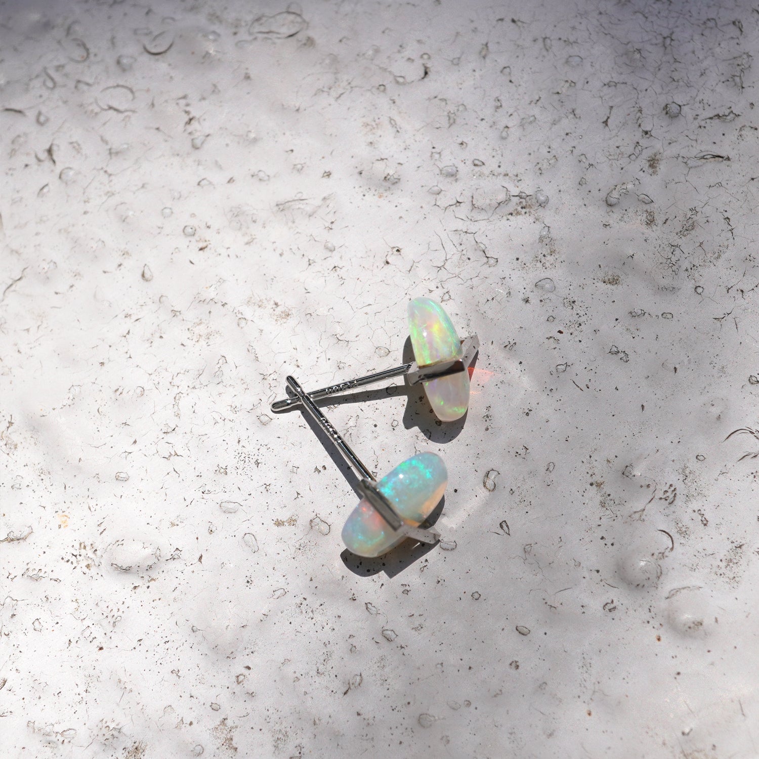 BAND EARRING OPAL #4218