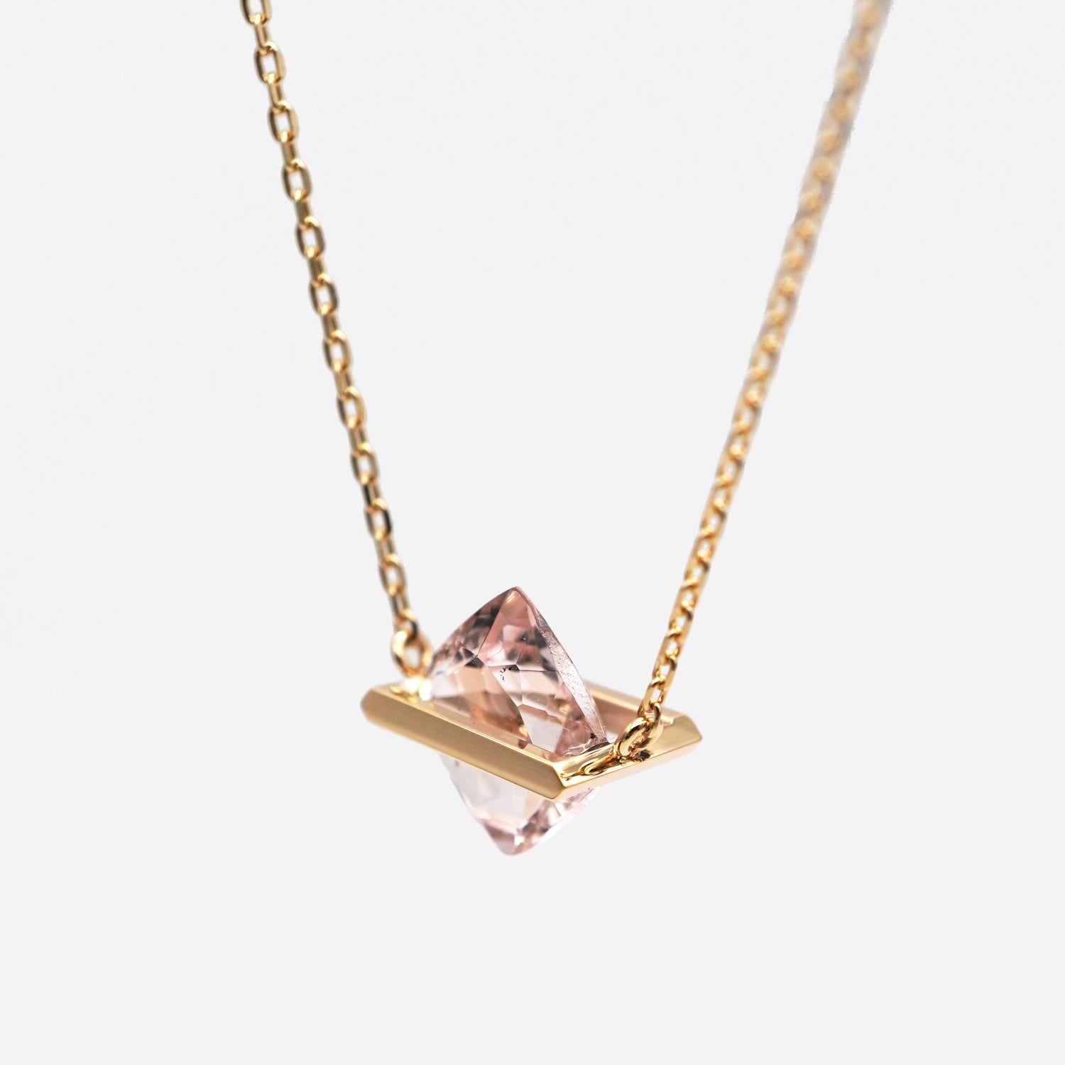 BAND NECKLACE MORGANITE #3797