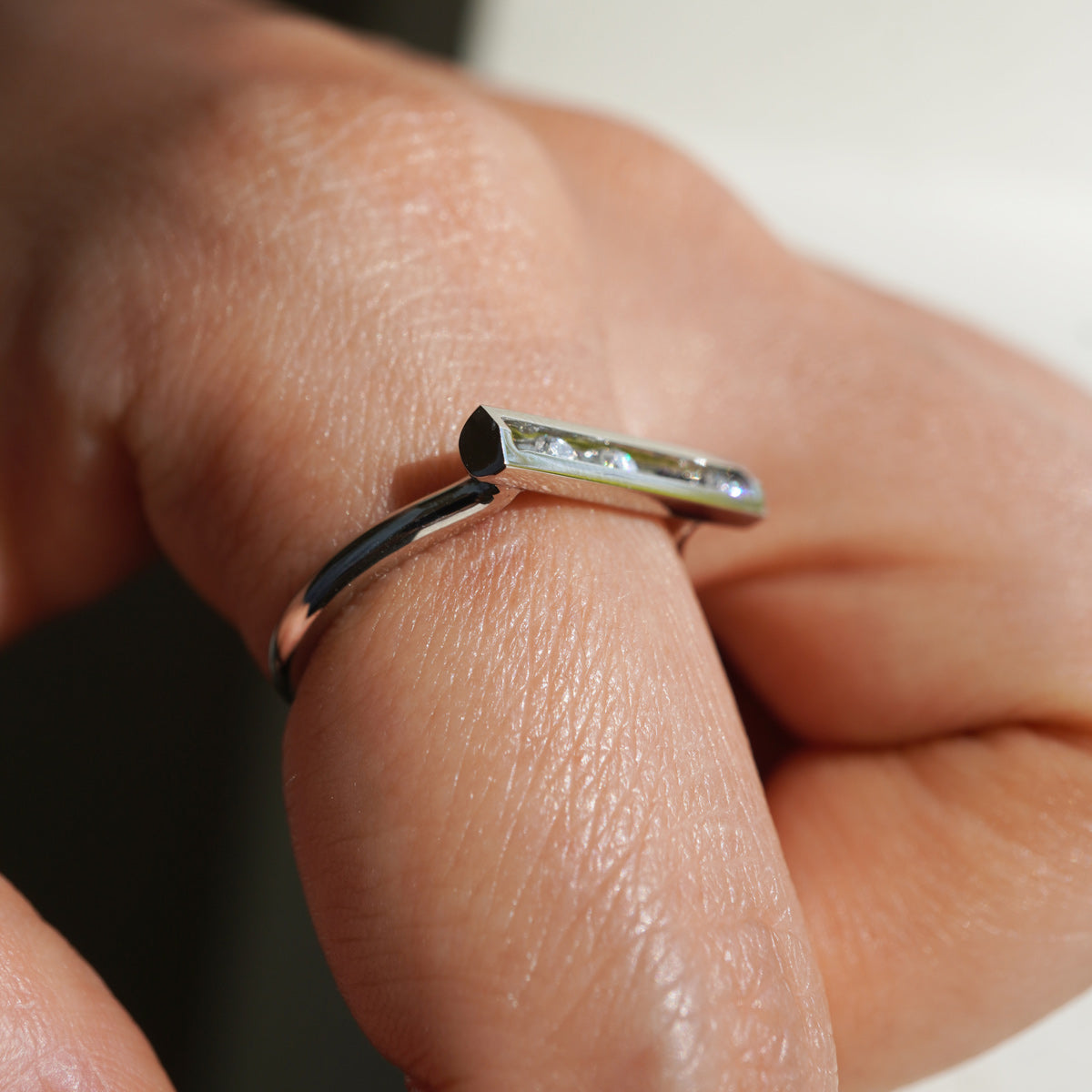 MOVING PLATINUM RING S